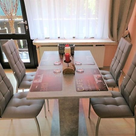 Top Ferienwohnung Mit Tiefgaragenstellplatz, Auch Fuer Laengere Aufenthalte Sasbachwalden Exterior photo